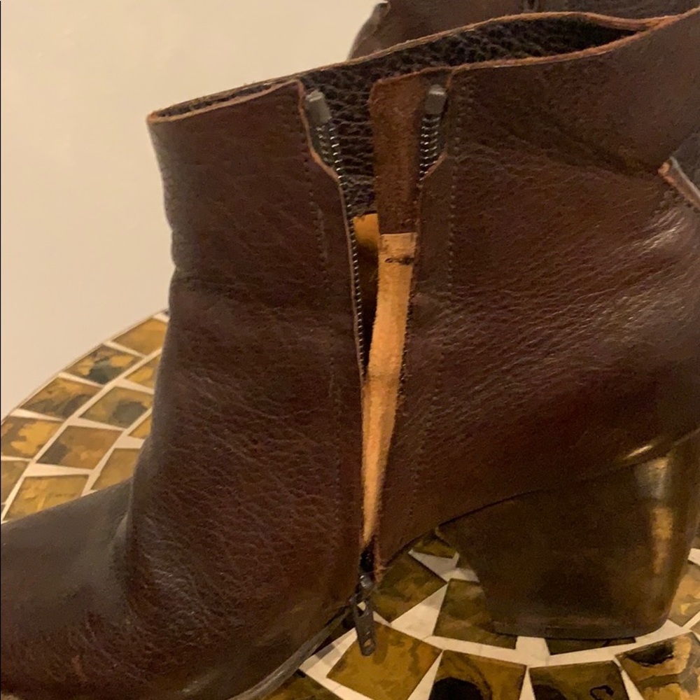 Coclico Booties - Picture 4 of 6